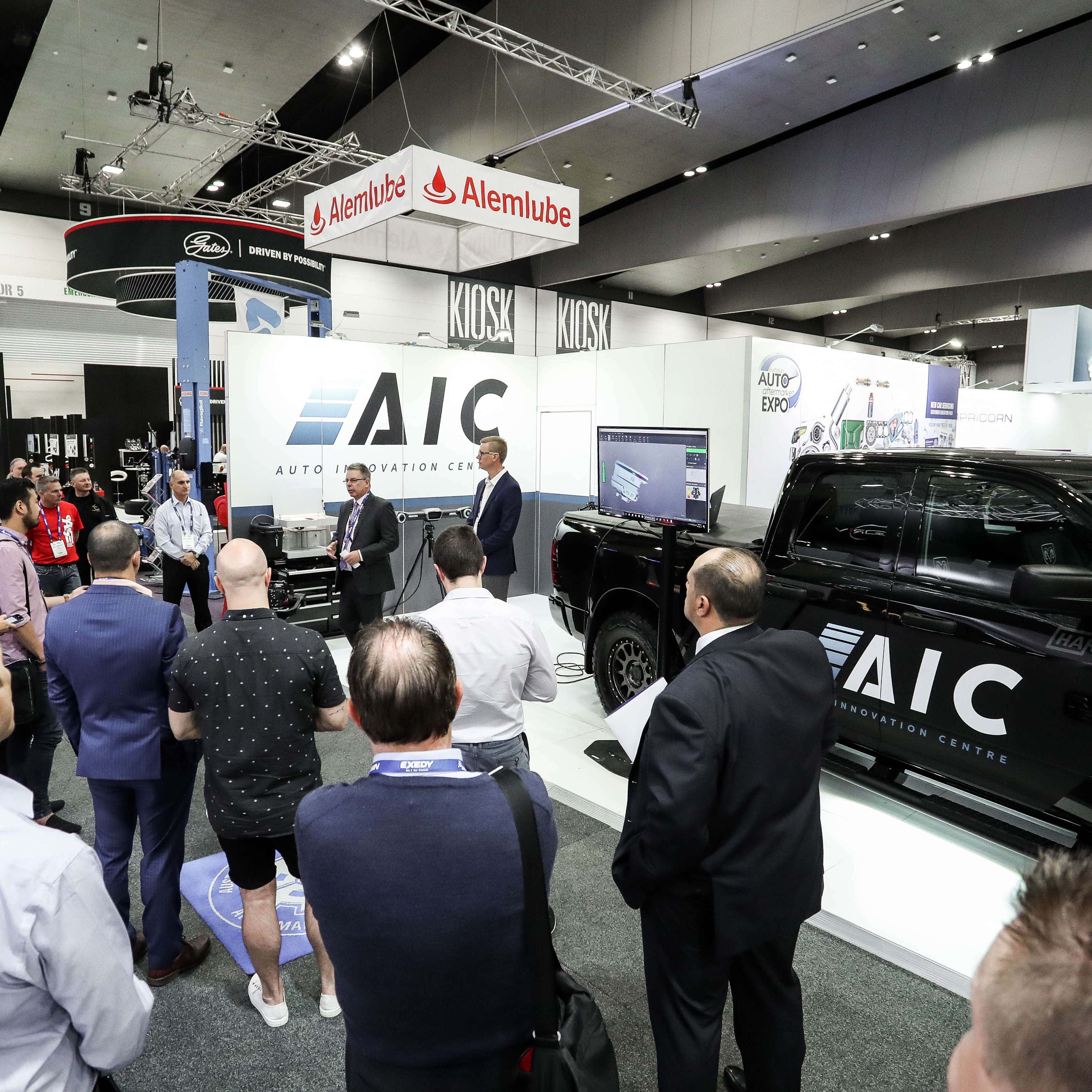 INNOVATION CENTRES TO SHAPE AUSTRALIAN AUTO DEVELOPMENT Industry
