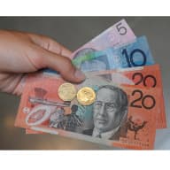 Small business ‘hurt by late payers’