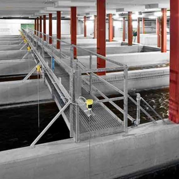 Radar sensors in wastewater processing
