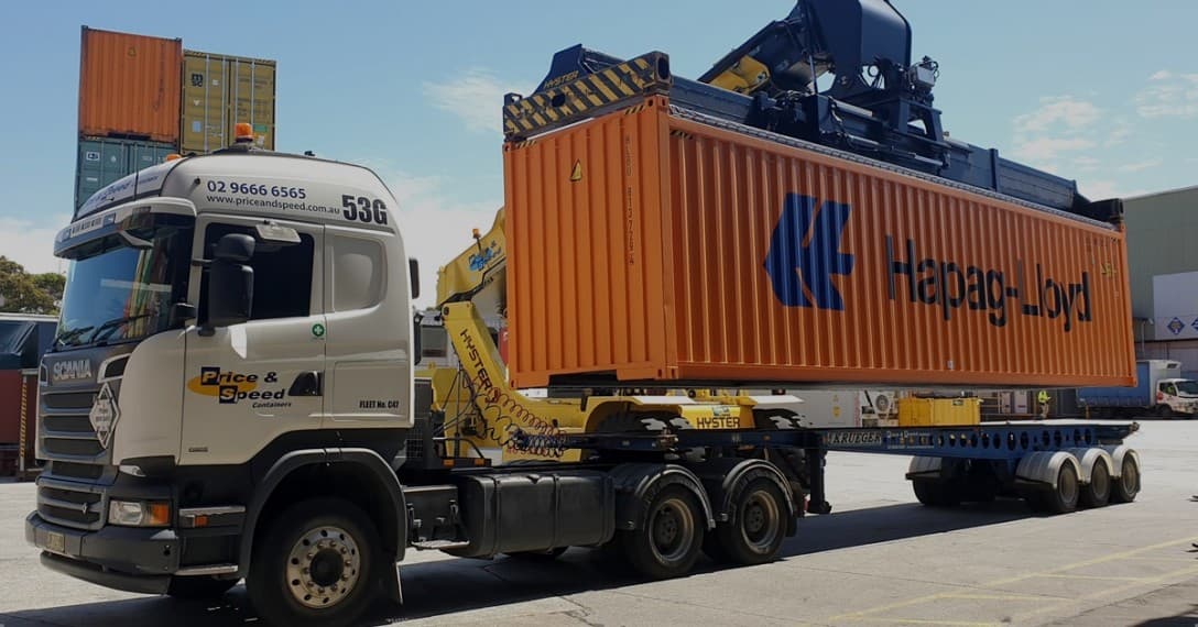 Price & Speed Containers’ five Sydney depots utilise a large fleet of heavy trucks and more than 80 forklifts and diesel and hydraulic of different shapes and sizes. Hydraulink’s 24/7 service keeps all the machines running smoothly and efficiently.