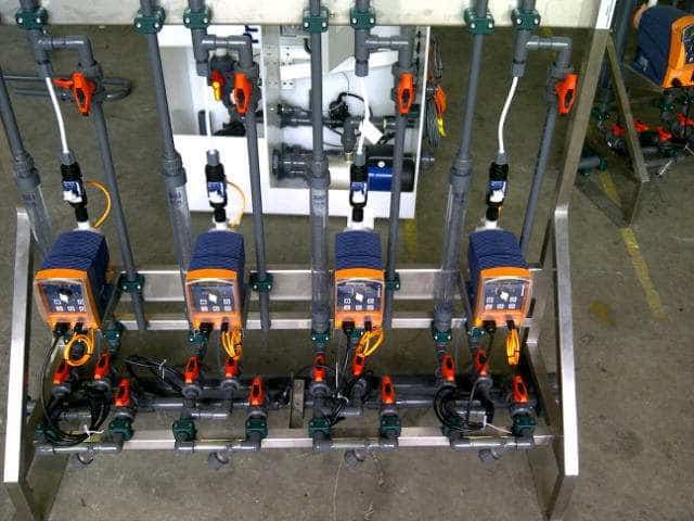 metering pump working